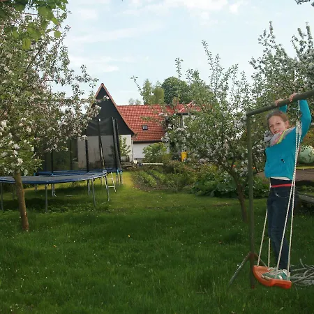 Luxurious Holiday Home In Gersdorf With Trampoline Apartmán Biendorf